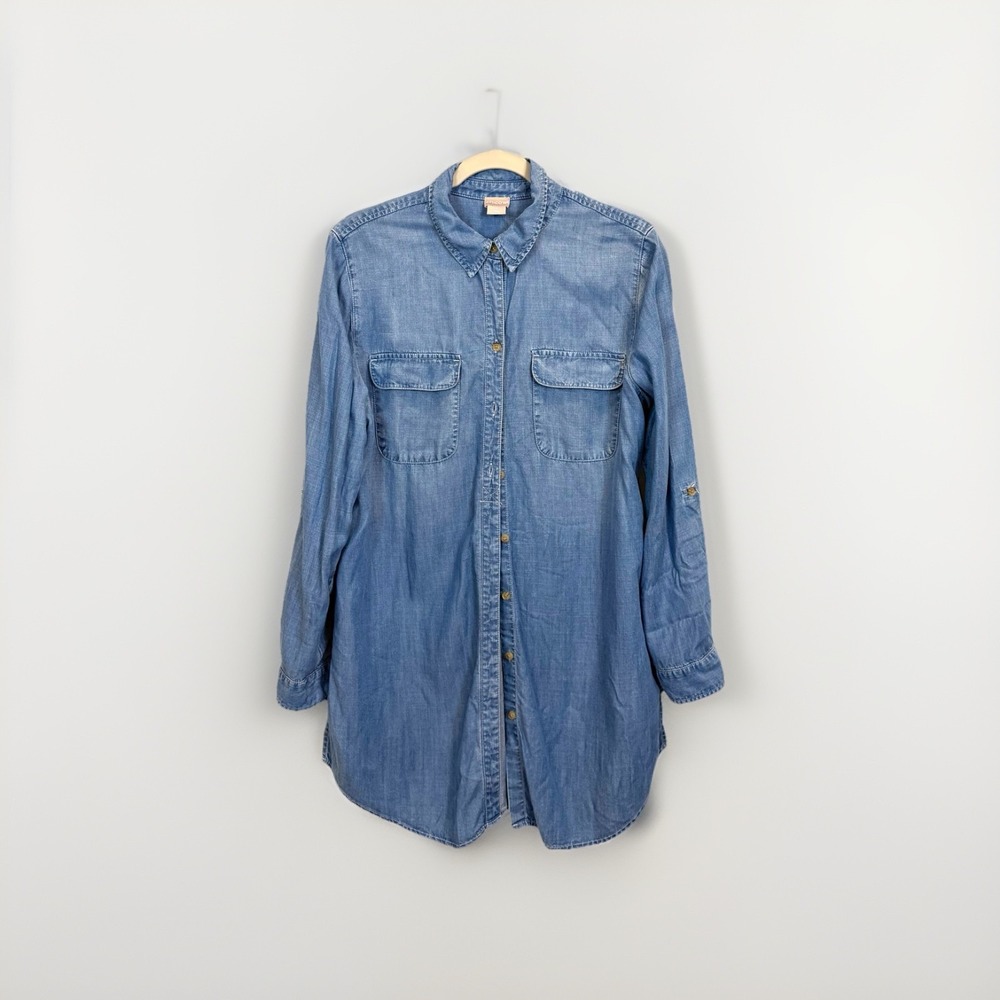 NWT Chico's 1 Medium Basic Denim Button Down Tuni… - image 1